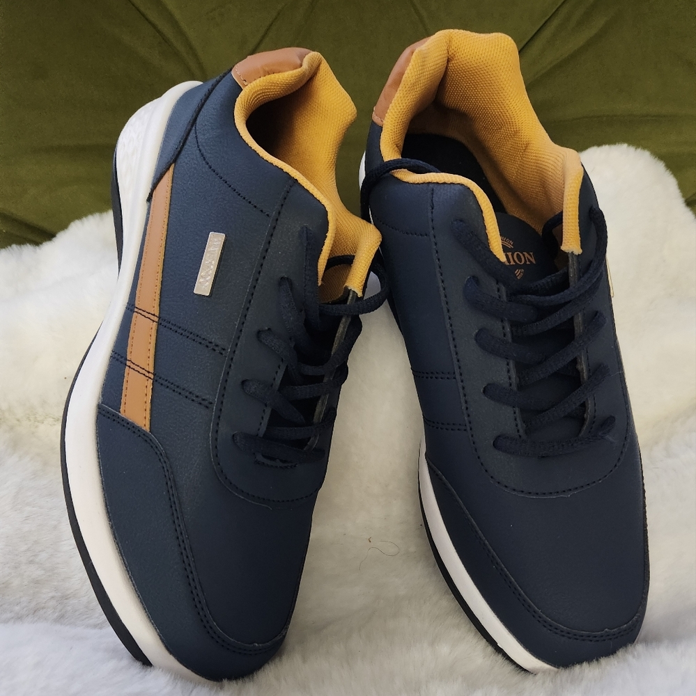 Mens Waterproof Sneakers